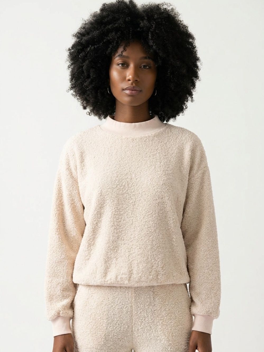 LISTICLE | Cream Crewneck Textured Pullover Sweatshirt Women’s Size Large